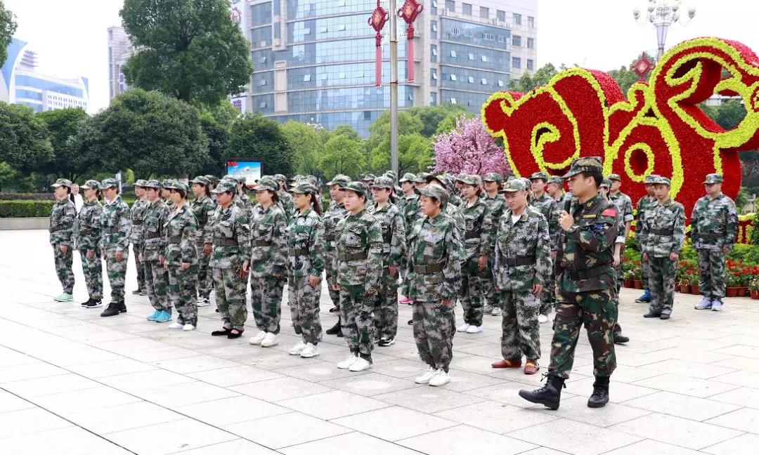 郴州錦馬置業(yè)有限公司,天一房產(chǎn)銷售,五嶺新天地樓盤銷售,錦馬時代中心房產(chǎn)銷售,酒店經(jīng)營管理哪里好