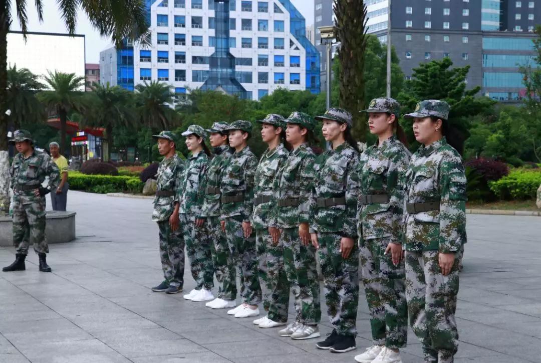 郴州錦馬置業(yè)有限公司,天一房產(chǎn)銷售,五嶺新天地樓盤銷售,錦馬時代中心房產(chǎn)銷售,酒店經(jīng)營管理哪里好