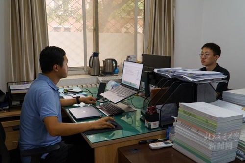 人事處與教師工作部攜手 精心部署優(yōu)化服務(wù)，確保暑期工作與教育信息咨詢順暢運(yùn)行